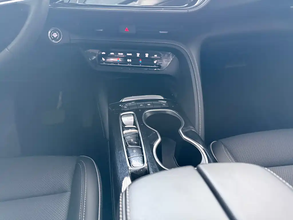 Buick Envision S 2023 — фото 15