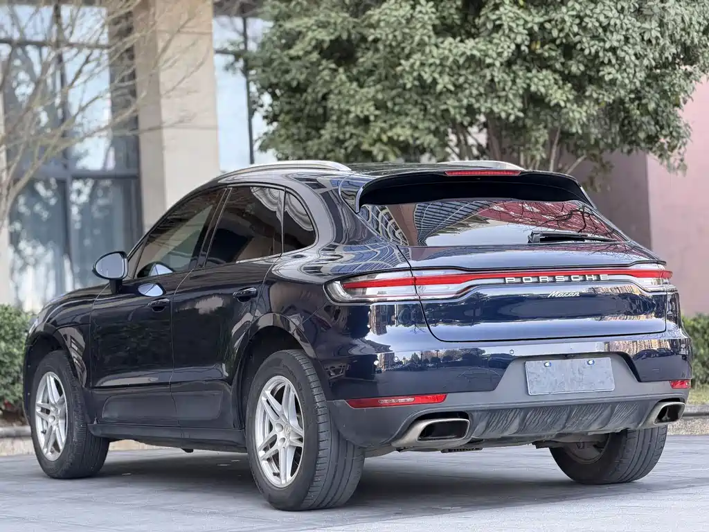 Porsche Macan 2015 — фото 11