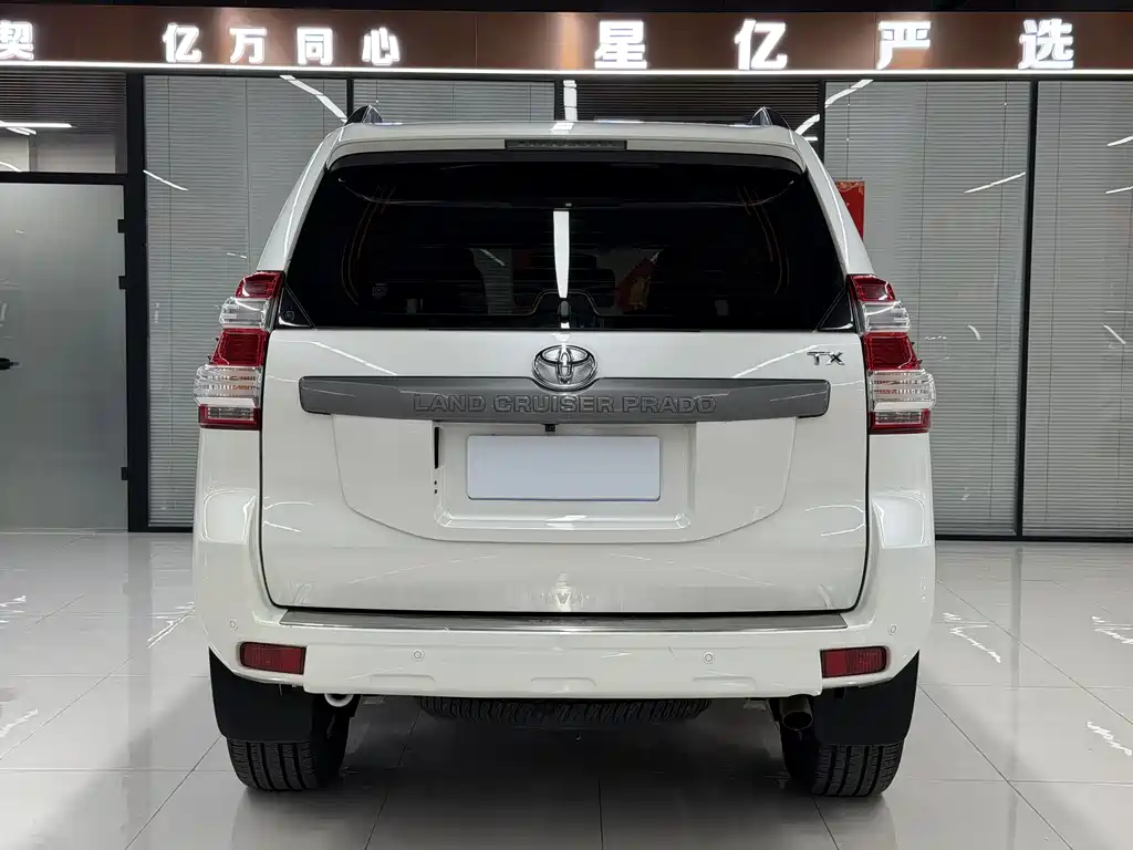 Toyota Prado 2014 — фото 19