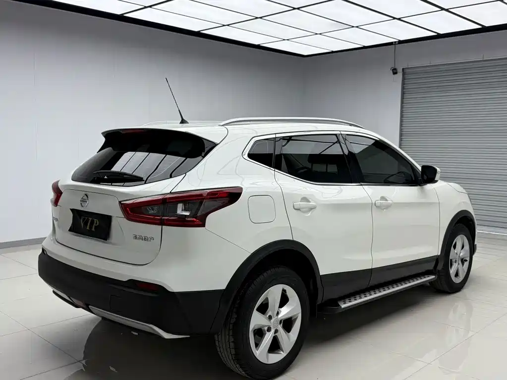Nissan Qashqai 2022 — фото 4