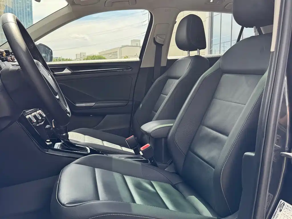 Volkswagen T-Roc 2020 — фото 15