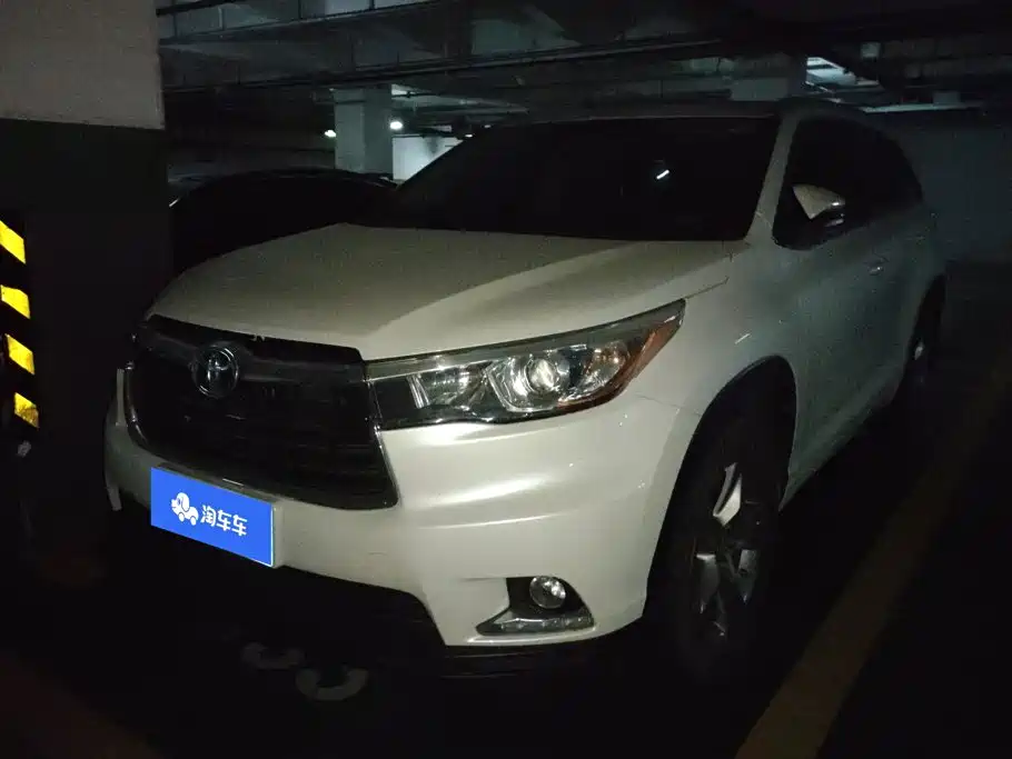 Toyota Highlander 2016