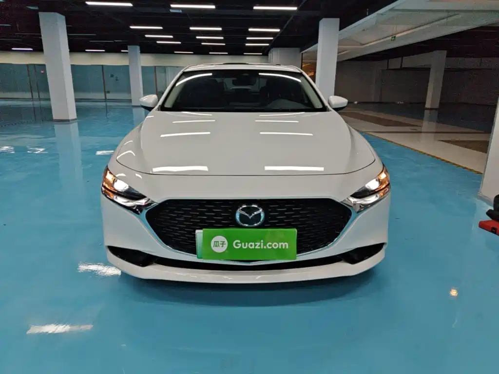 Mazda 3 Axela 2023