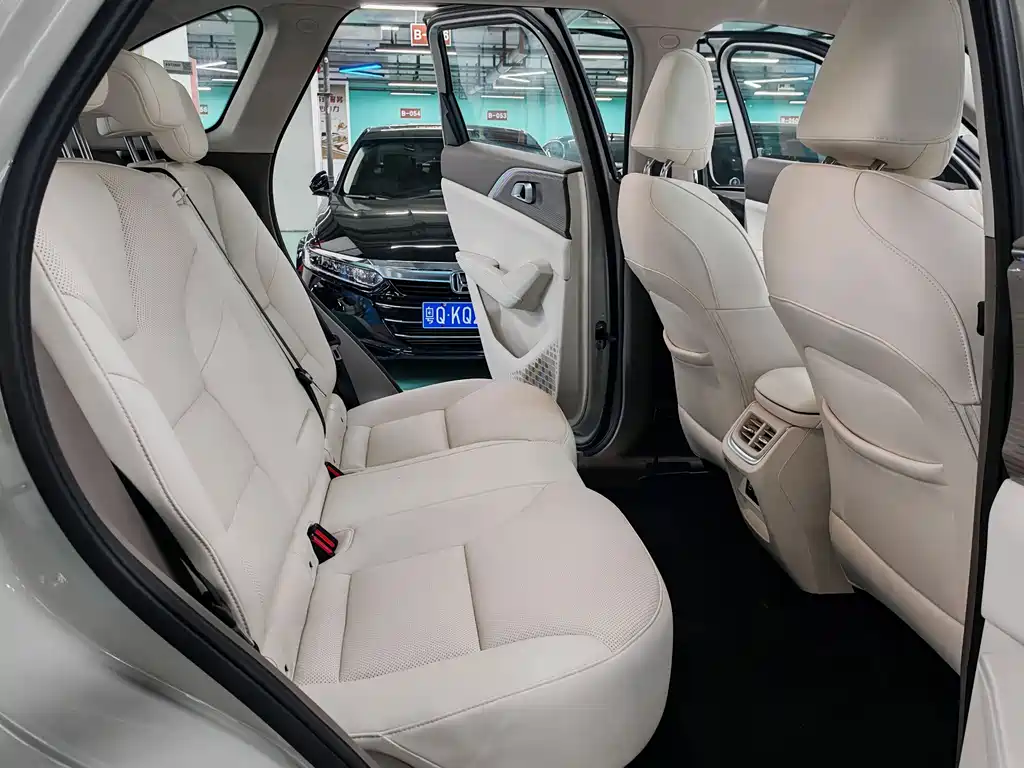Haval Xiaolong MAX 2025 — фото 12