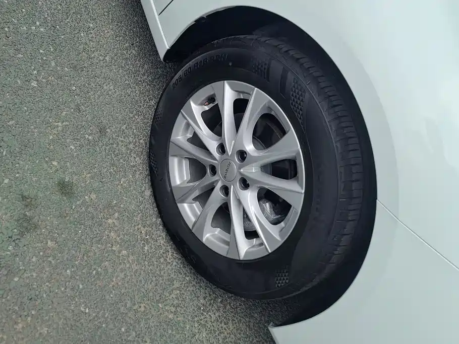 Roewe i5 2025