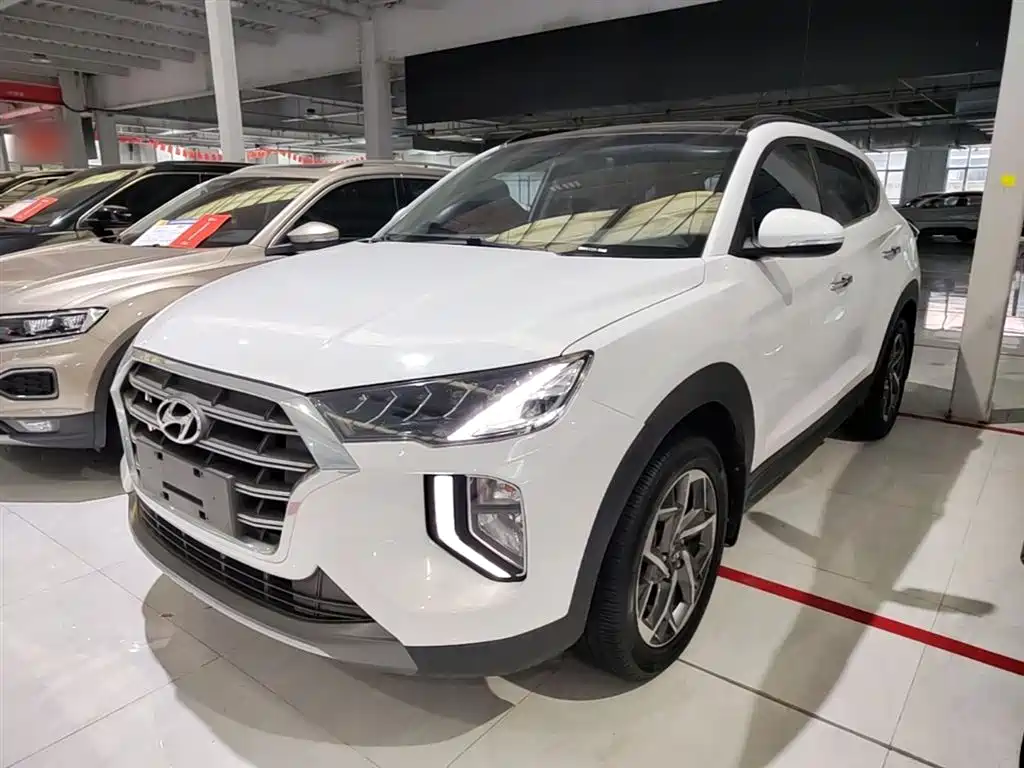 Hyundai Tucson 2020 — фото 2