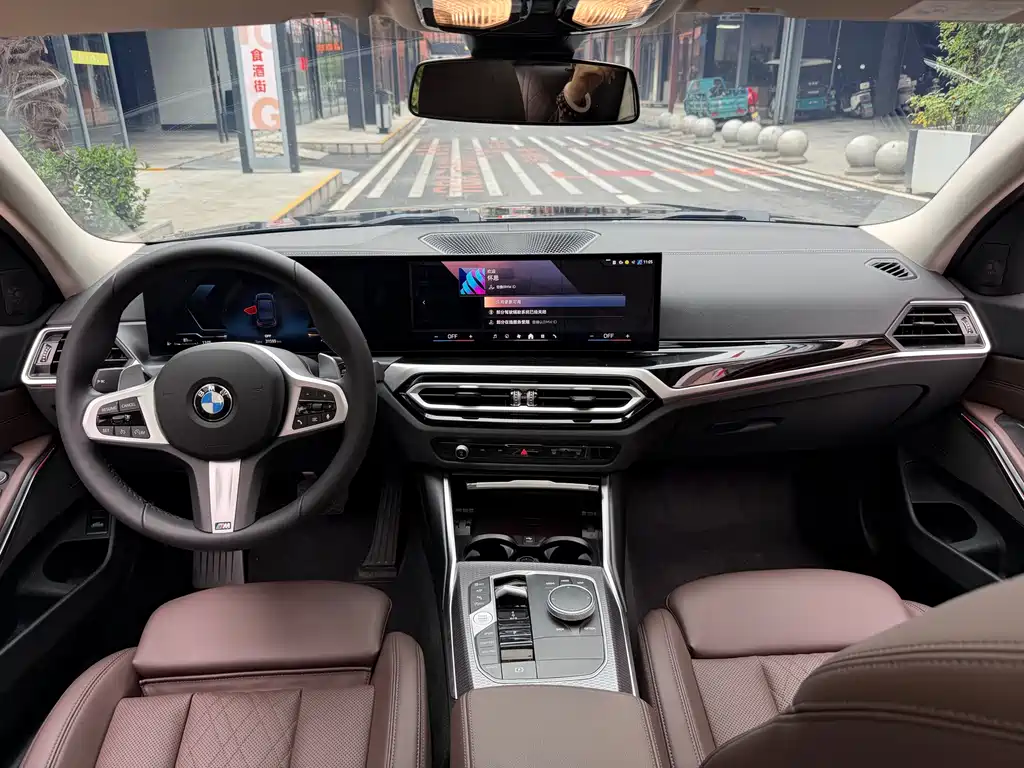 BMW 3 Series 2024