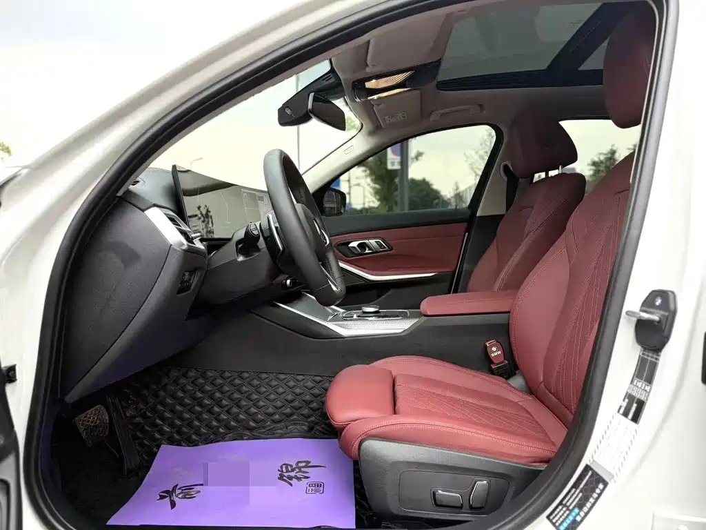 BMW 3 Series 2025