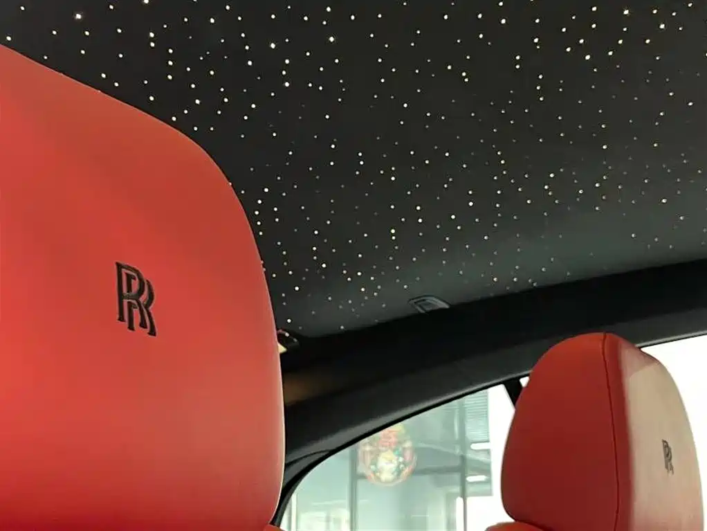 Rolls-Royce Phantom 2017 — фото 4