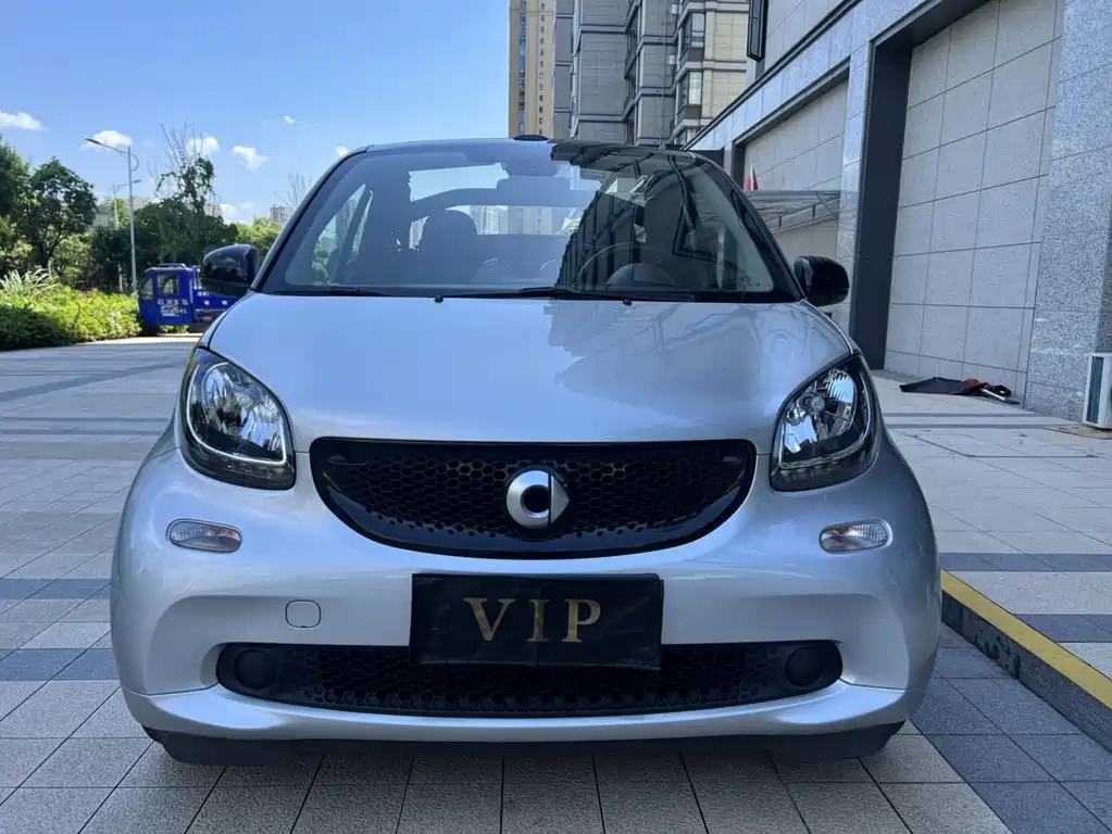 smart Fortwo 2017 — фото 8