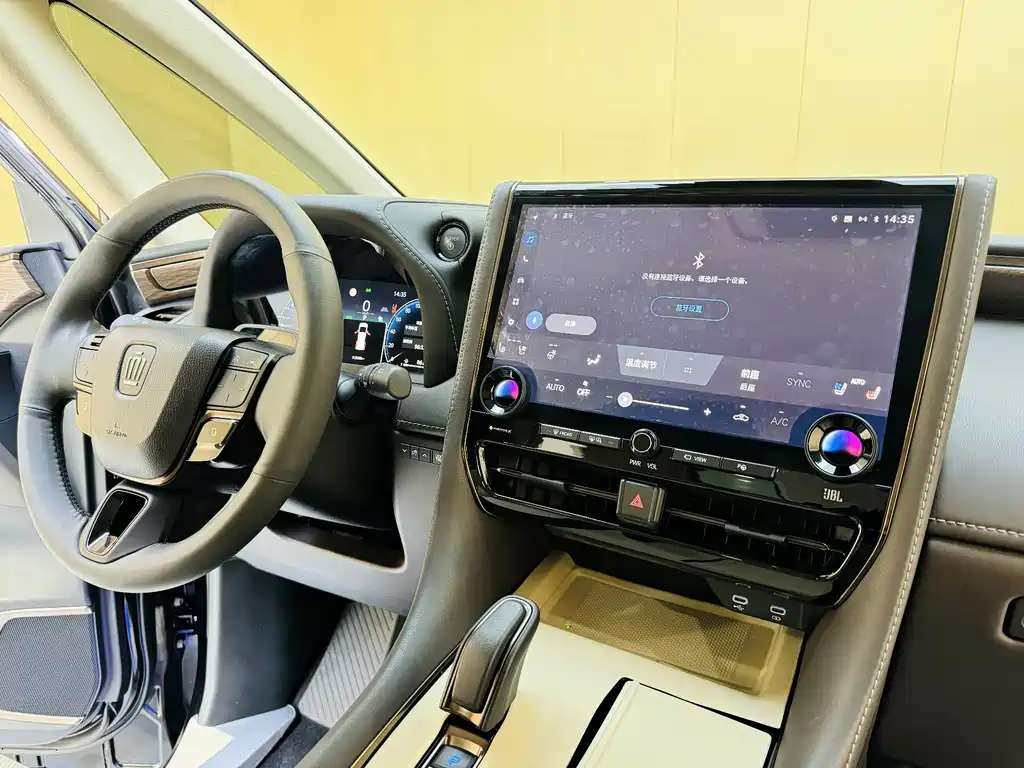 Toyota Vellfire 2025 — фото 10
