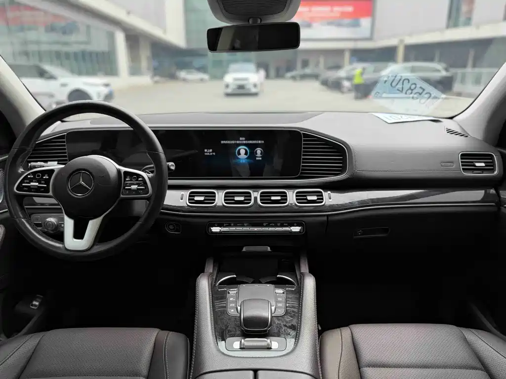 Mercedes-Benz GLE 2020 — фото 18