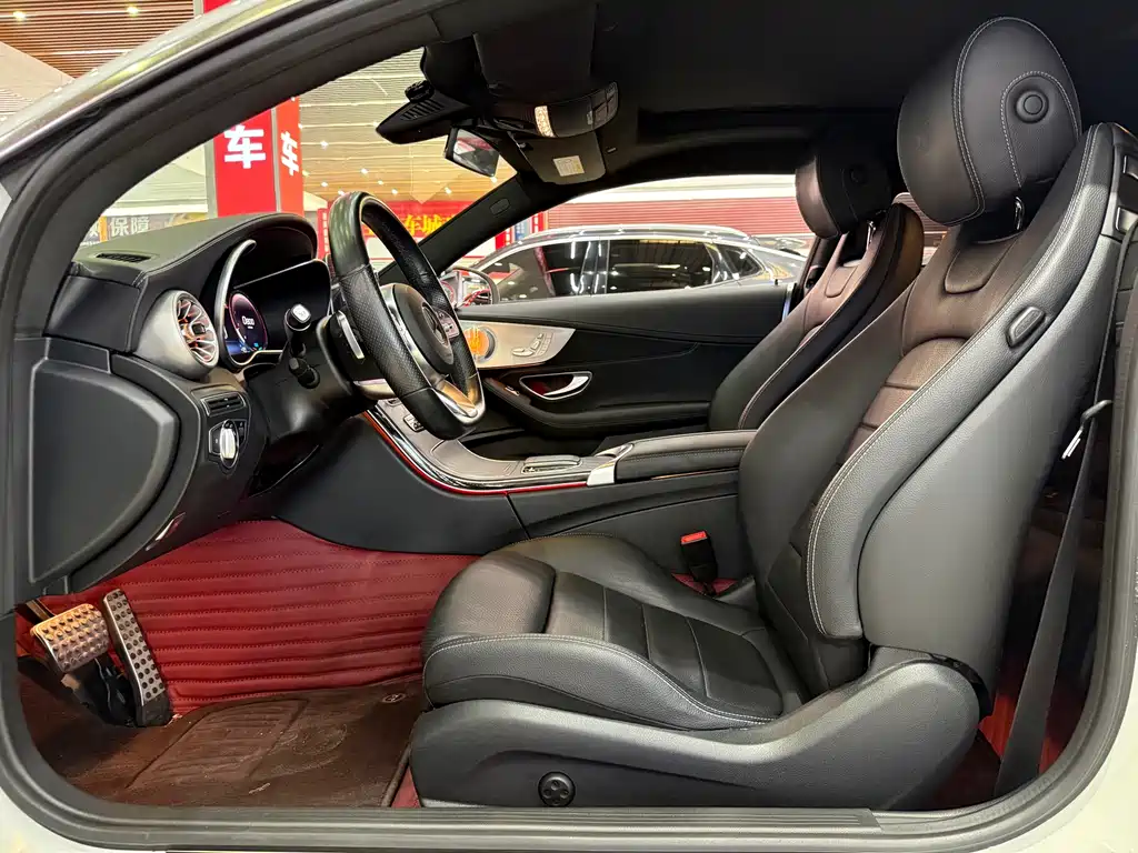 Mercedes-Benz C-Class 2019 — фото 15