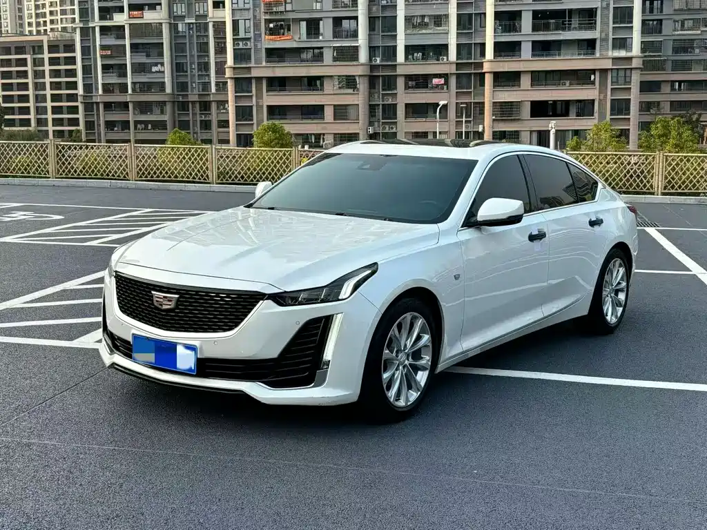 Cadillac CT5 2023 — фото 1