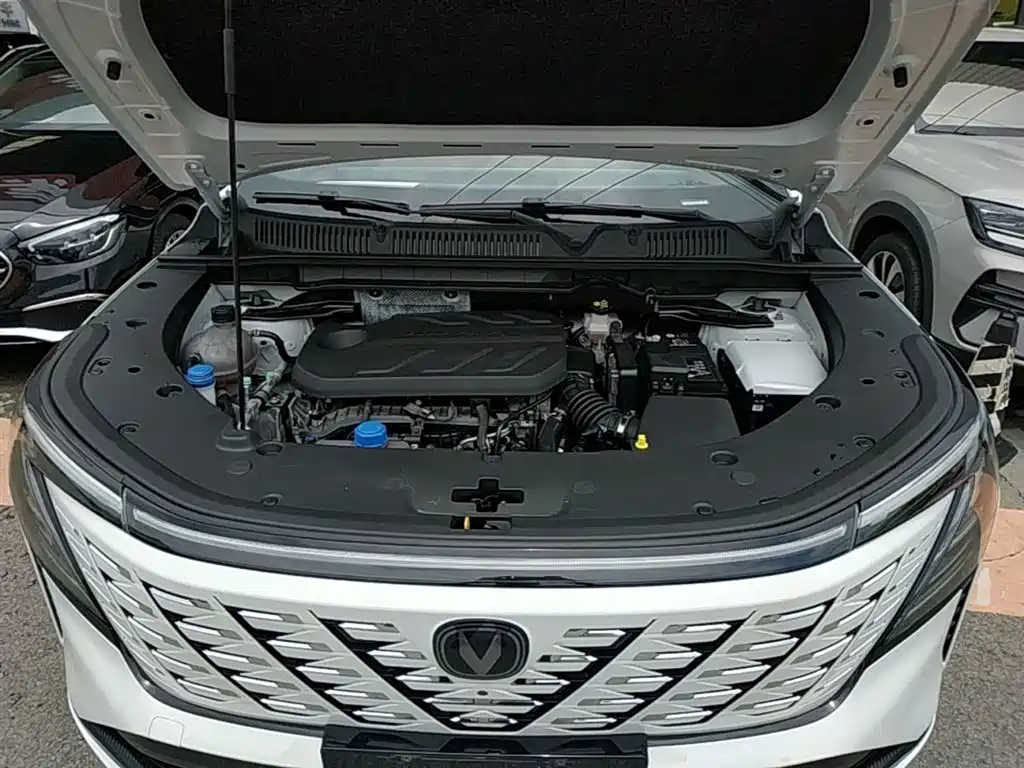 Changan CS75 PLUS 2025 — фото 20