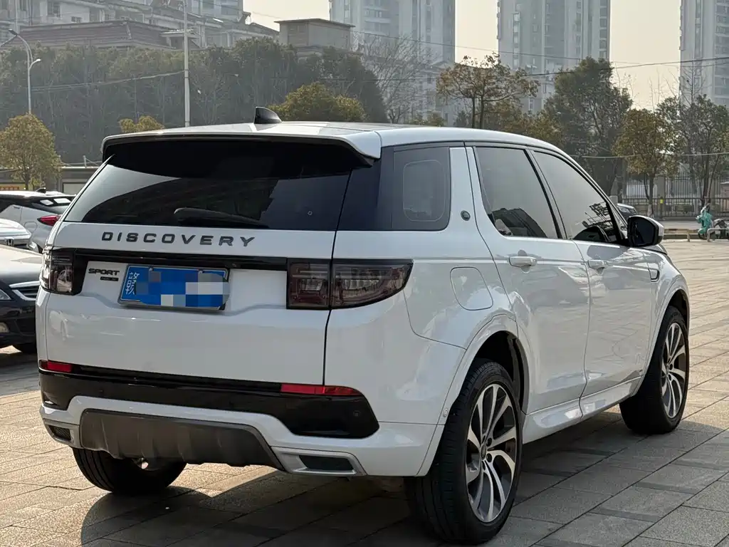 Land Rover Discovery Sport 2020 — фото 9