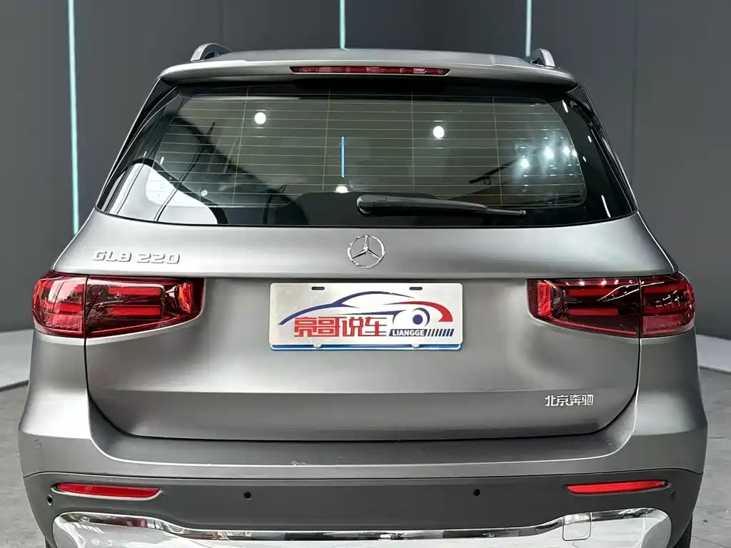 Mercedes-Benz GLB 2024 — фото 7