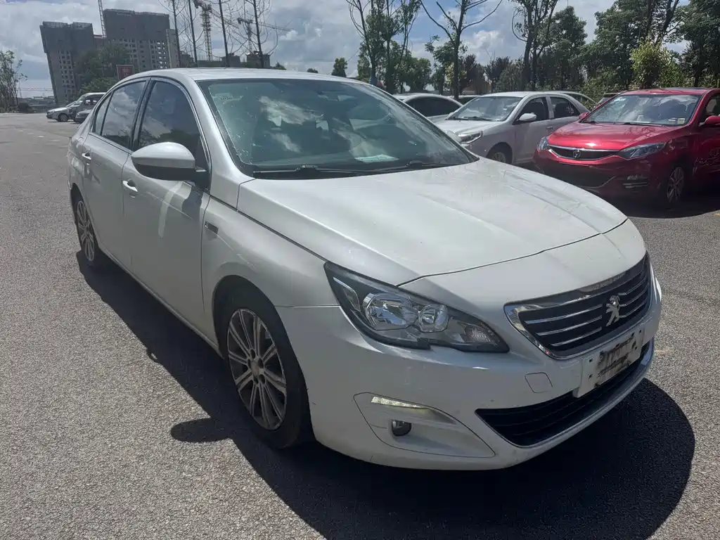 Peugeot 408 2016