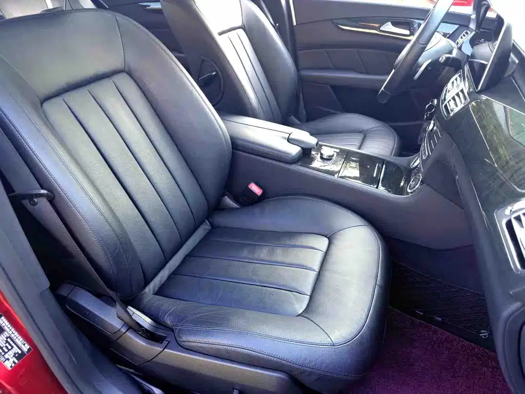Mercedes-Benz CLS 2015 — фото 10