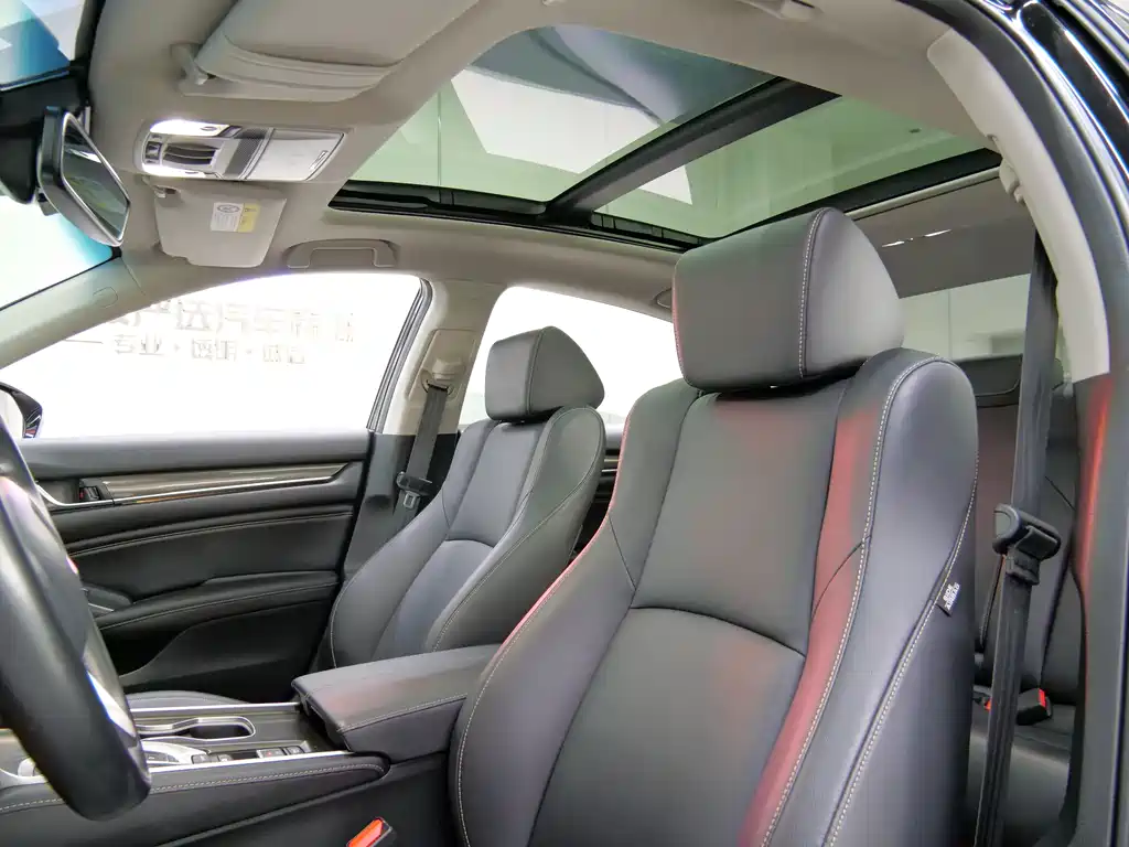 Honda Accord 2023 — фото 12