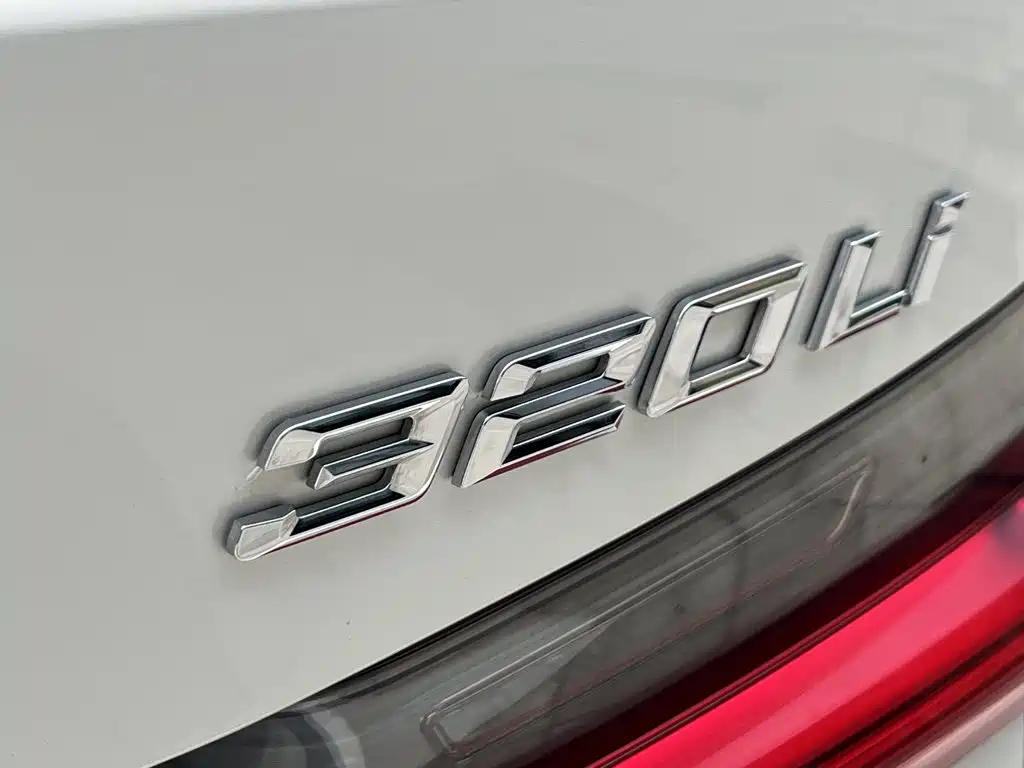 BMW 3 Series 2020 — фото 25