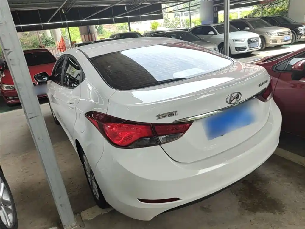 Hyundai Elantra Langdong 2016 — фото 5