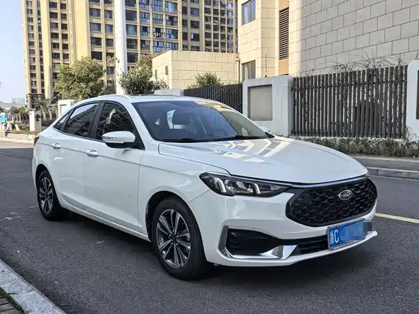 Ford Escort 2021