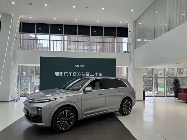 Li Auto L7 2025