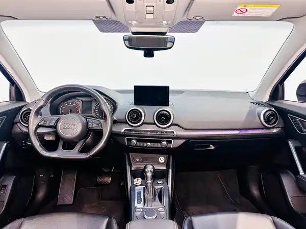 Audi Q2L 2022