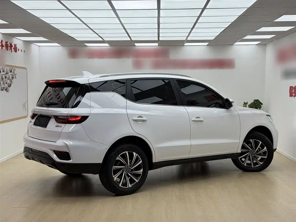 Geely Vision X6 2020 — фото 25