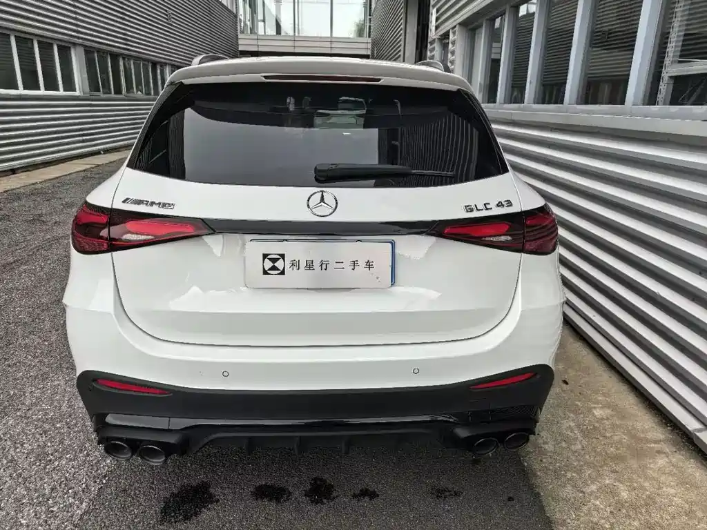 Mercedes-Benz GLC AMG 2025