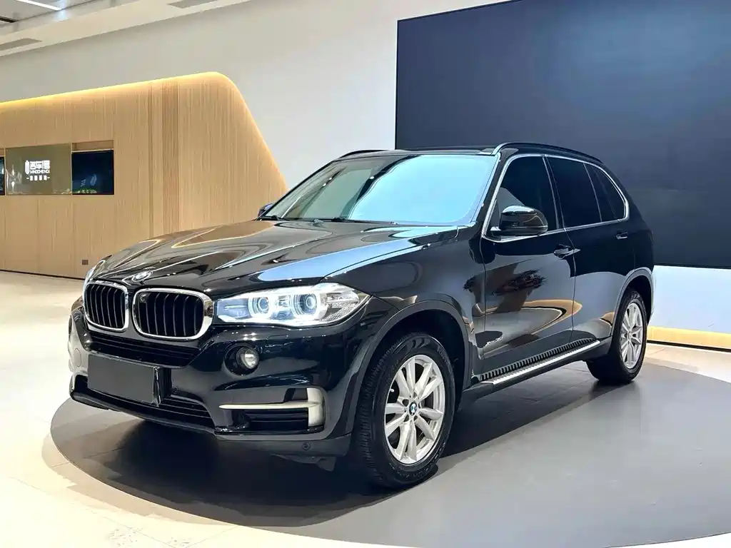 BMW X5 2016 — фото 1