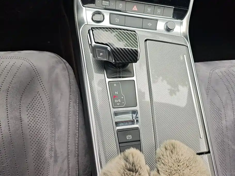 Audi A6L 2021 — фото 15