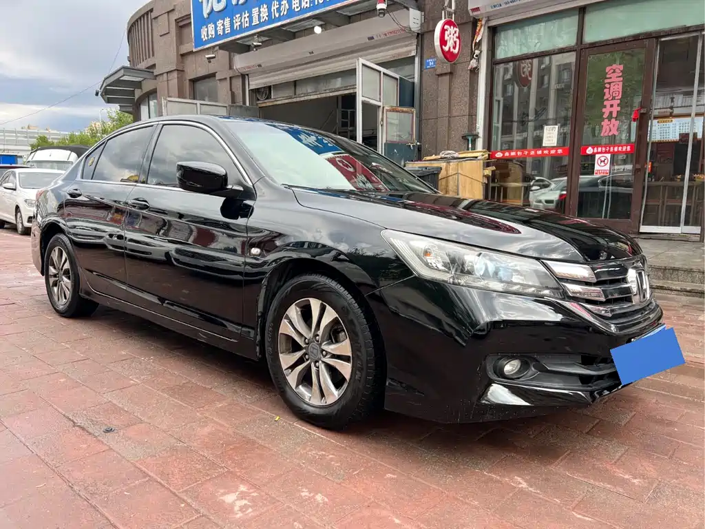 Honda Accord 2016 — фото 3