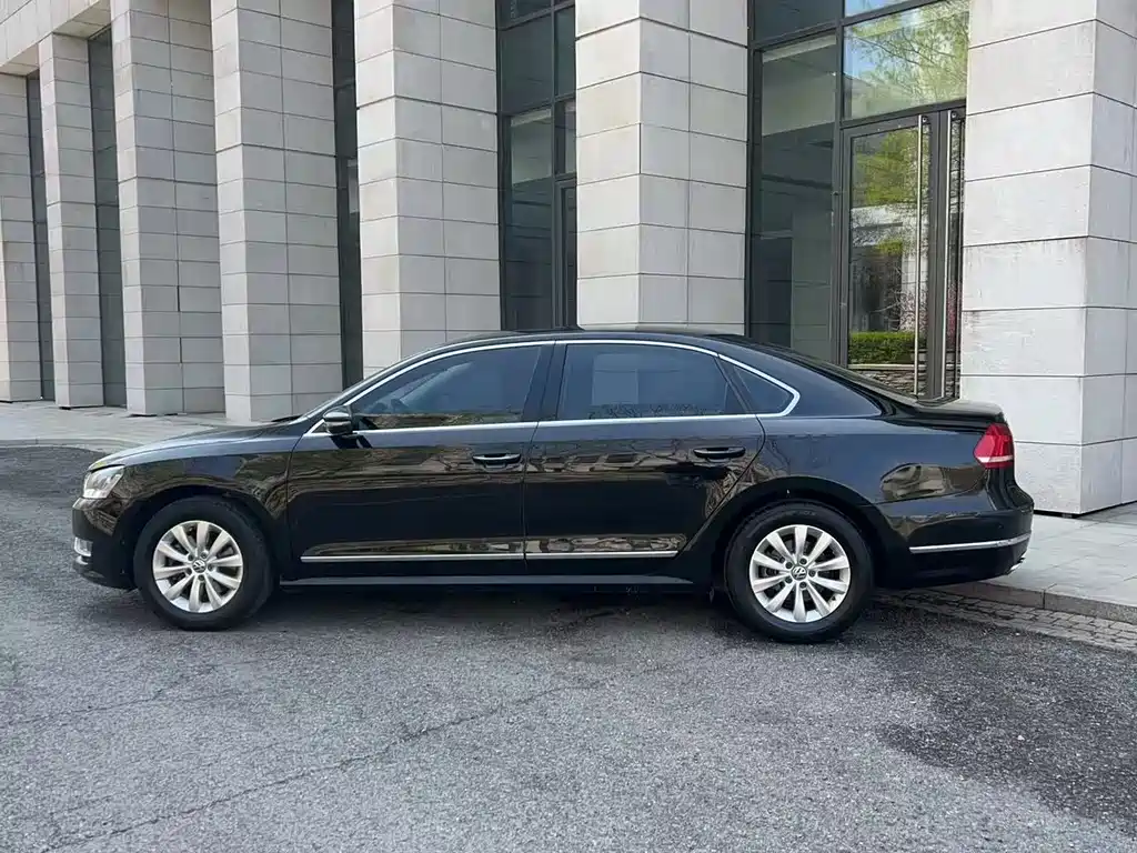 Volkswagen Passat 2015 — фото 8