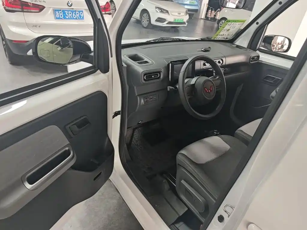 Wuling Zhiguang New Energy 2025 — фото 16