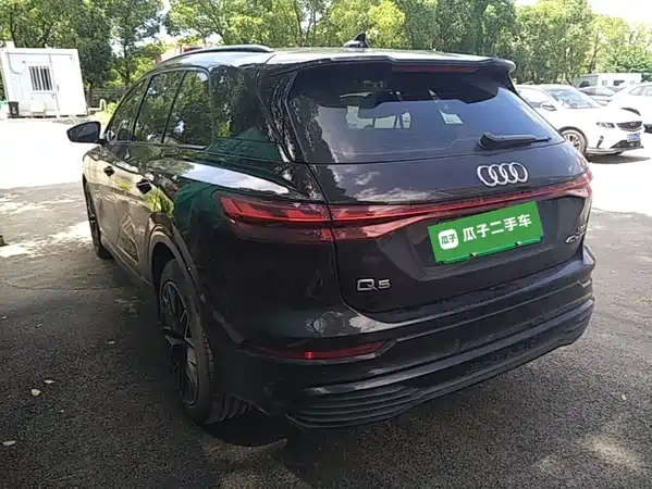 Audi Q5 E-Tron 2023