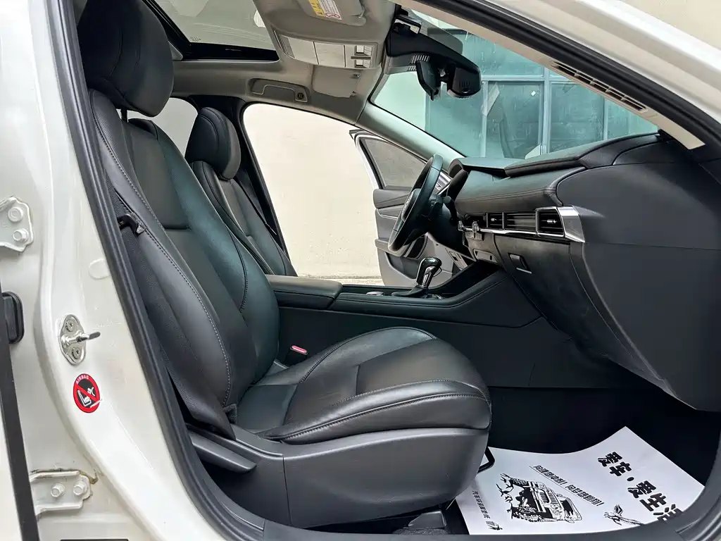 Mazda 3 Angkesela 2022