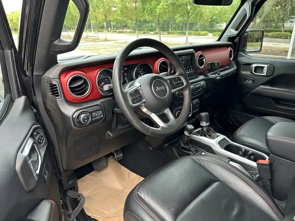 Jeep Wrangler 2019 — фото 7