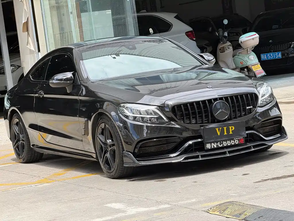 Mercedes-Benz C-Class 2019