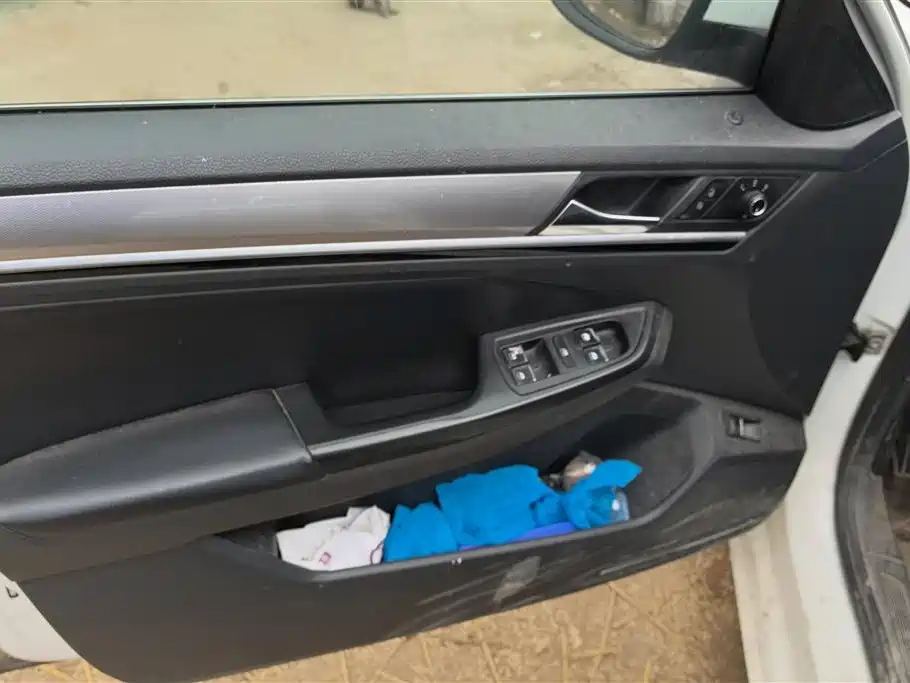 Volkswagen Bora 2016
