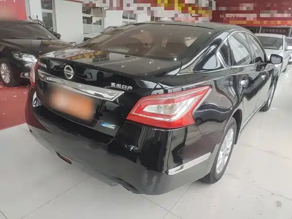 Nissan Teana 2015