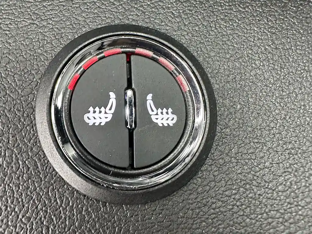 Hyundai Elantra 2023 — фото 14