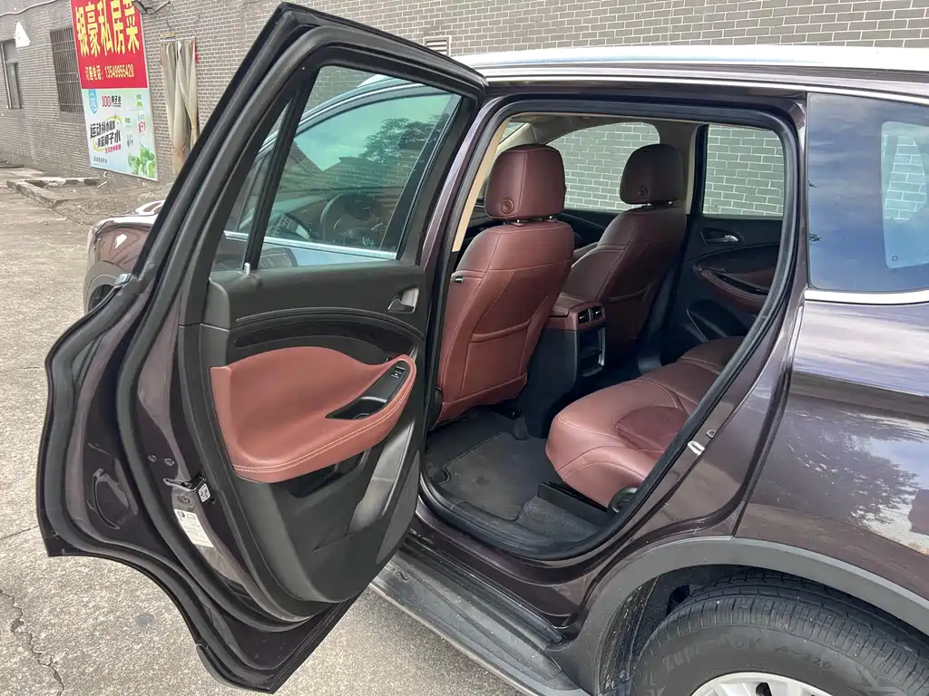 Buick Envision Plus 2017 — фото 11