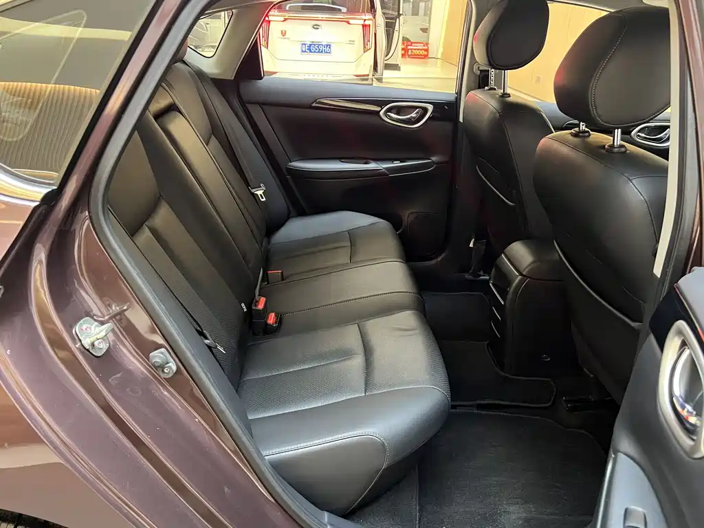 Nissan Sylphy 2017 — фото 11
