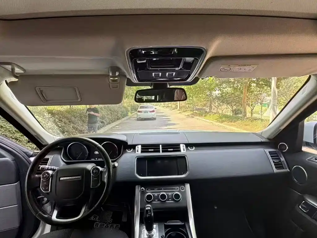 Land Rover Range Rover Sport 2017 — фото 9