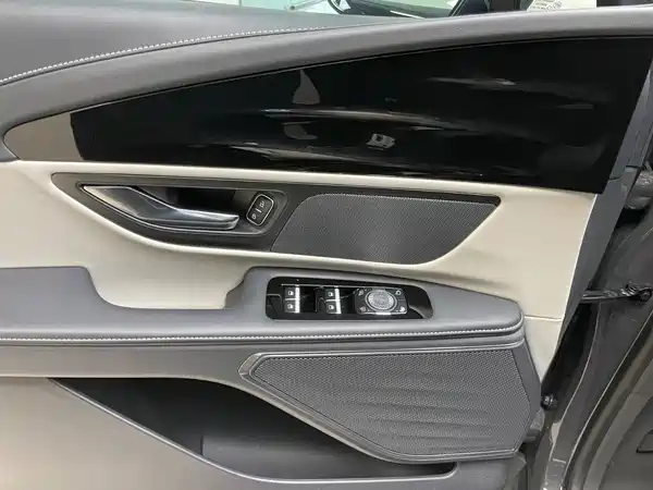 Lincoln Nautilus 2024
