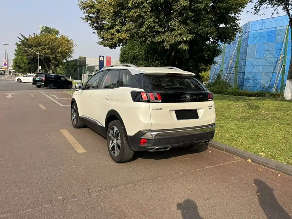 Peugeot 4008 2018 — фото 12