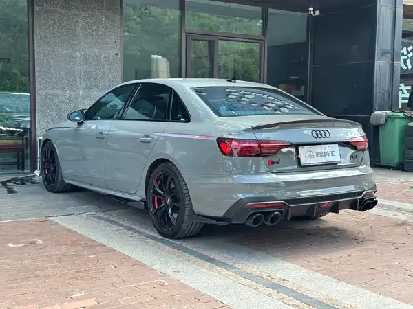 Audi S4 2022
