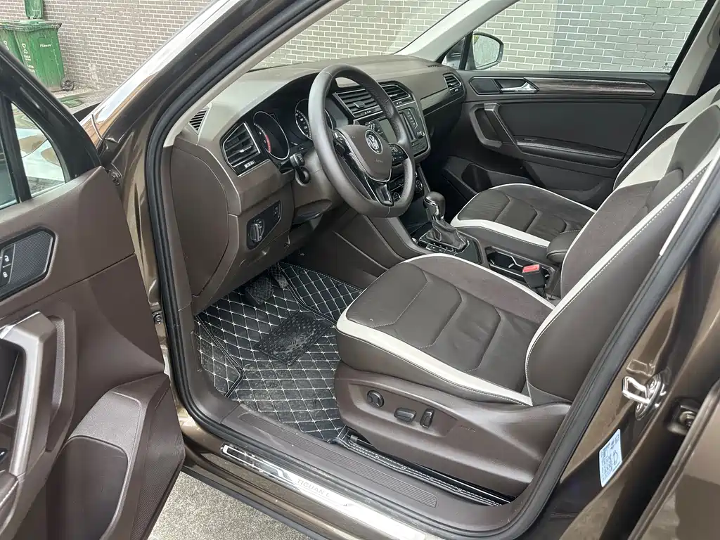 Volkswagen Tiguan L 2017 — фото 10